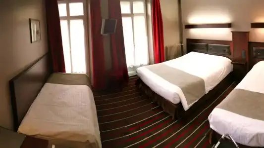 Hôtel de l'Univers - 103