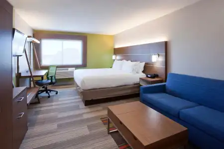 Holiday Inn Express & Suites Minneapolis – West End by IHG - 36