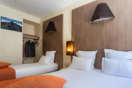 Hôtel Carré Vieux Port - 58