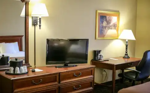 Breckinridge Inn - 1