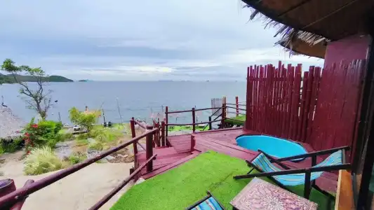 Paree Hut Resort Koh Sichang - 81