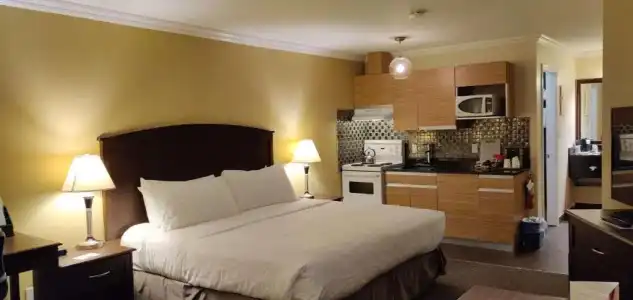 Best Western Plus Burnaby - 26