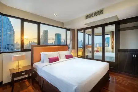 Bandara Silom Suites - 178