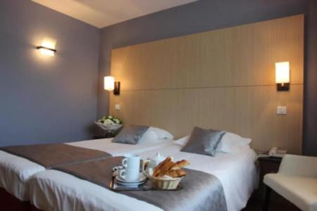 Hôtel Red Fox - 90