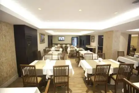 Grand Laleli - 15