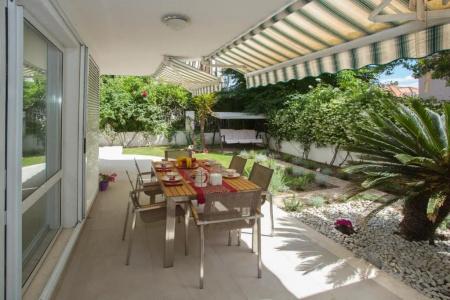 Garden Apartment - 163