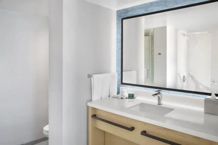 DoubleTree by Hilton South Bend - 79