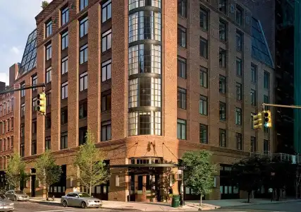 The Greenwich - 18