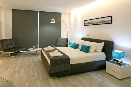 Corina Suites & Apartments - 7