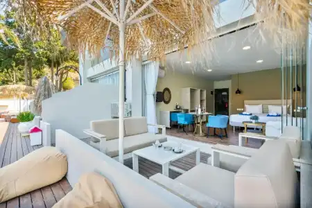 Bamboo Suites Adults Only - 43