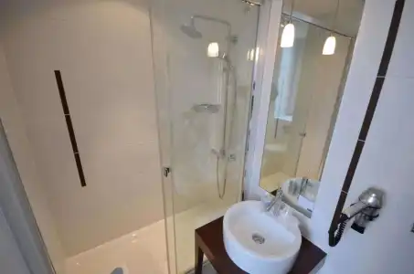 Best Western Dijon Centre Gare - 8