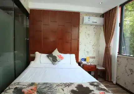 Guilin Jiang Xianghe - 1
