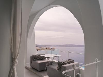 Cosmopolitan Suites - 6