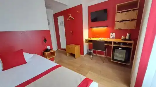Hôtel International & Terminus - 46
