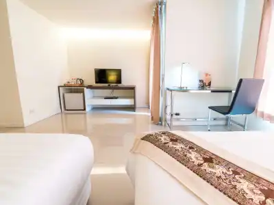 Beyond Suite - 31