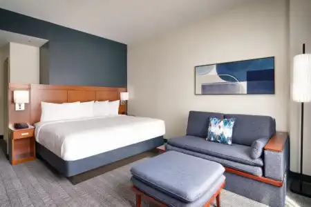 Residence Inn by Marriott Lincoln Downtown - 26