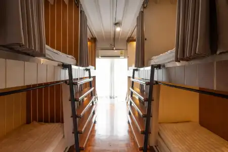 Bed Addict Hostel - 10