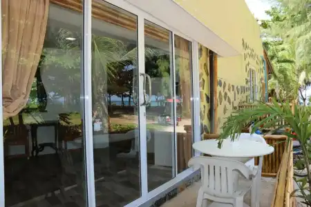 Ruan Mai Naiyang Beach Resort - 28
