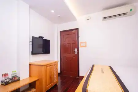 Duc Vuong Saigon - Bui Vien - 67