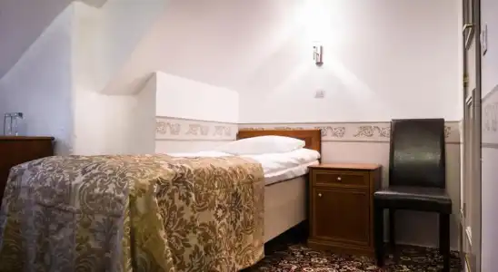 Three Crowns Residents - 11