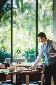 The Ritz-Carlton, - 169