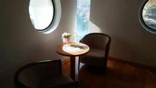 Ambasador - 8