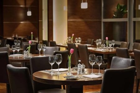 Hilton Cologne - 18