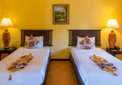 Phuwanalee Resort - 36