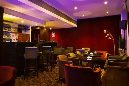 The Park City Grand Plaza Kensington - 9