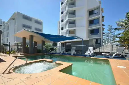 Cerulean Apartments - 15