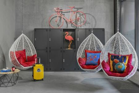 Moxy Lausanne City - 11