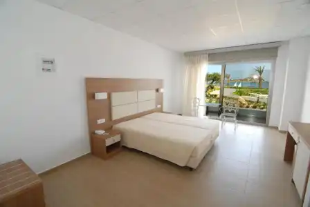 Royal Bay - 65
