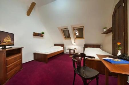 Brioni Boutique - 31