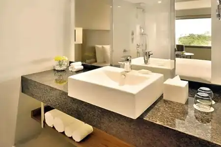 Courtyard by Marriott Chennai - 37