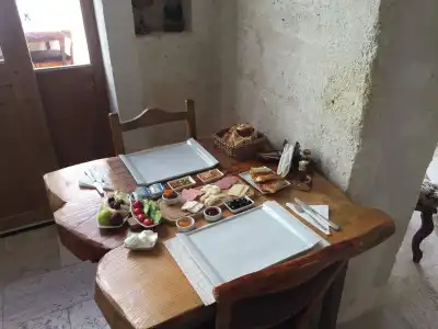 Oread Cave Suites - 11