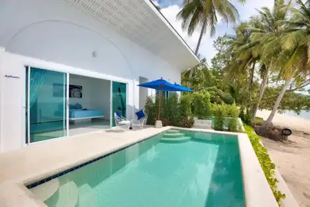 La Perle Luxury Boutique - 74