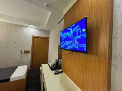 E5 Park - 19