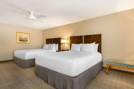 Best Western Plus Monterey Inn - 44