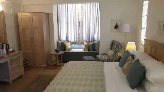 The Lynden Grove - 55