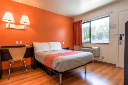 Motel 6 San Diego, CA - Circle - Mission Valley - 52