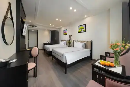 Sq Hang Gai & Spa - 124