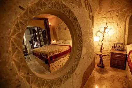 Oread Cave Suites - 170