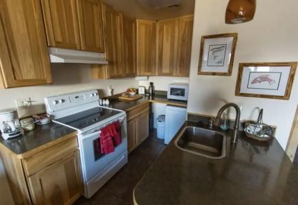 Front Row Bed and Breakfast - 30