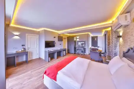 Agva Pieria Luxury +16 - 69