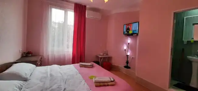 Guesthouse Next to Beach - 4
