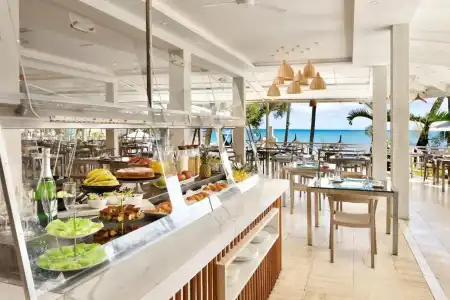 Coral Azur Beach Resort - 24