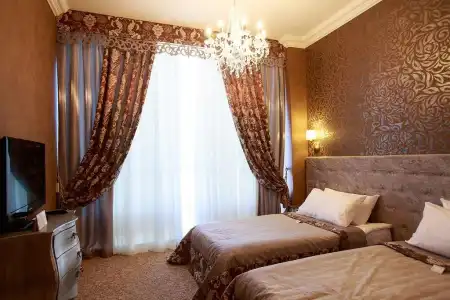 Boutique Spa Casino Lybid Plaza - 4