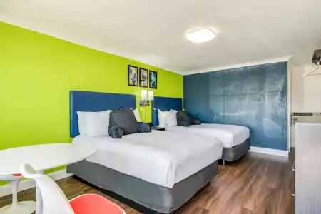 Rodeway Inn - 18
