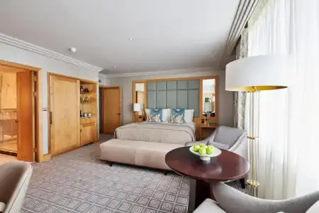 The Westbury - 77