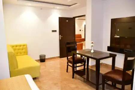 Grand Lotus Inn - 12